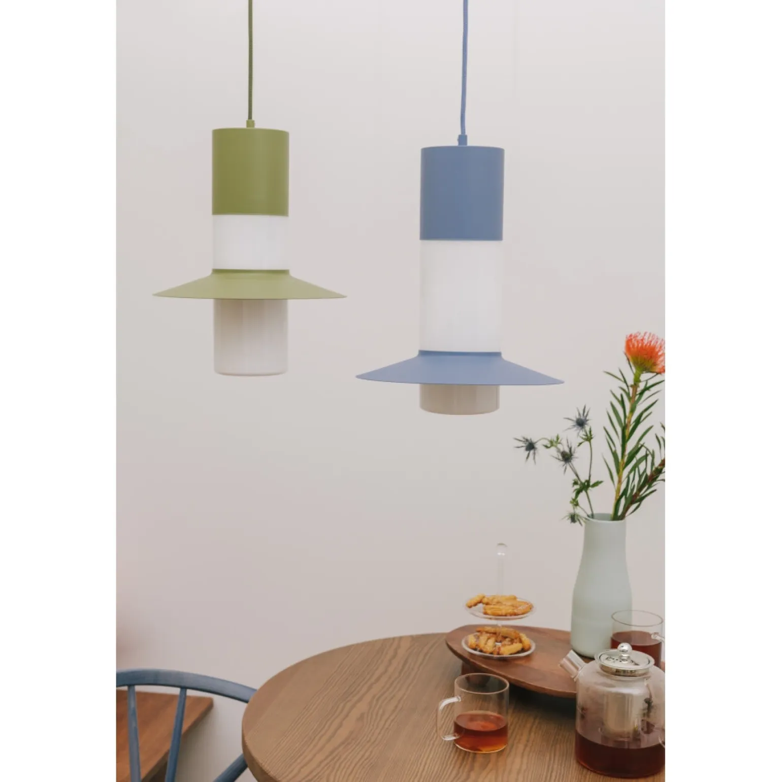 CAPONIO A biała sufitowa lampa wisząca (CPA111P0) - Ummo