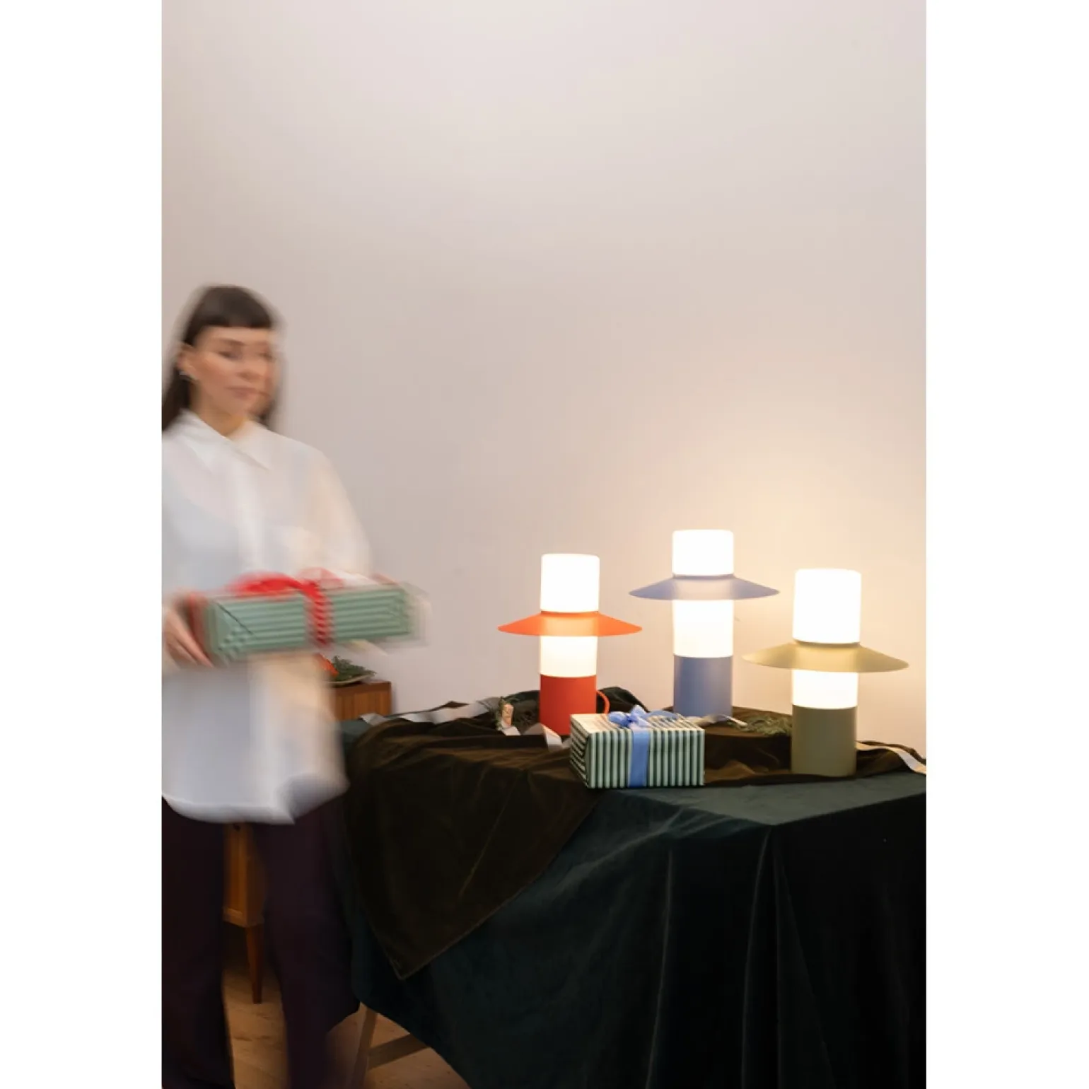 CAPONIO ST czerwonopomarańczowa lampa stołowa (CPS11212P1) - Ummo