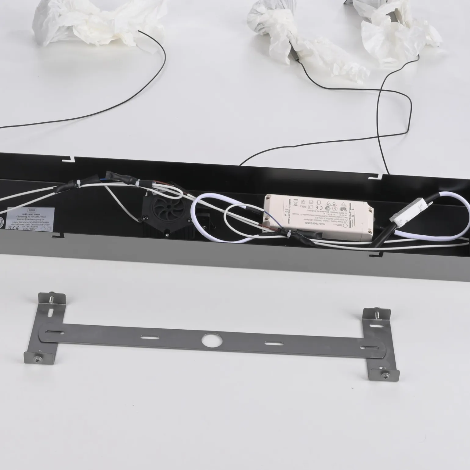 Ściemnialna lampa wisząca z płynną regulacją wysokości POSH SZARA (15693-15) - Paul Neuhaus