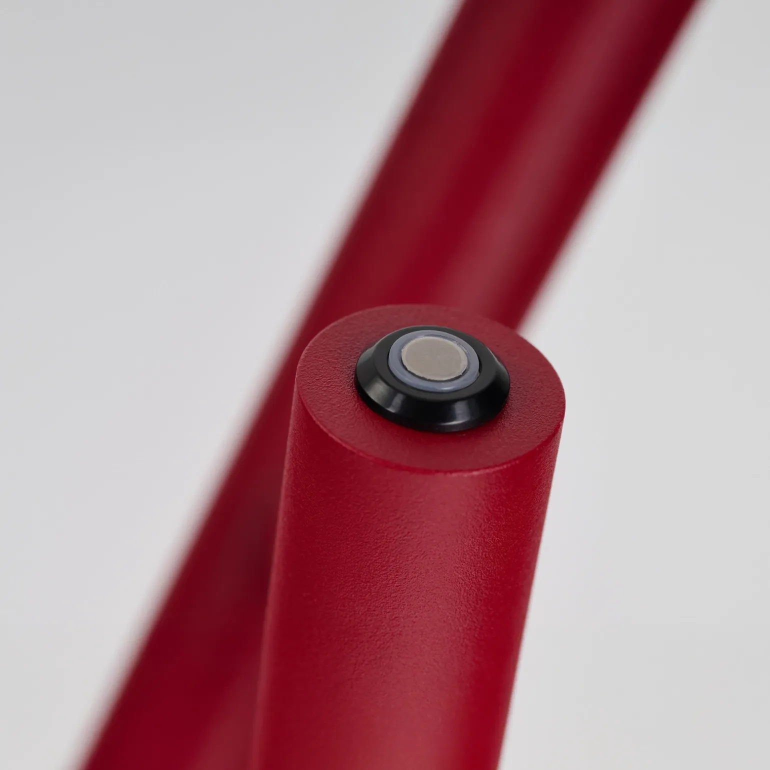 Czerwona lampa stołowa z wyłącznikiem dotykowym TROST TABLE RED (AZ6800) Azzardo