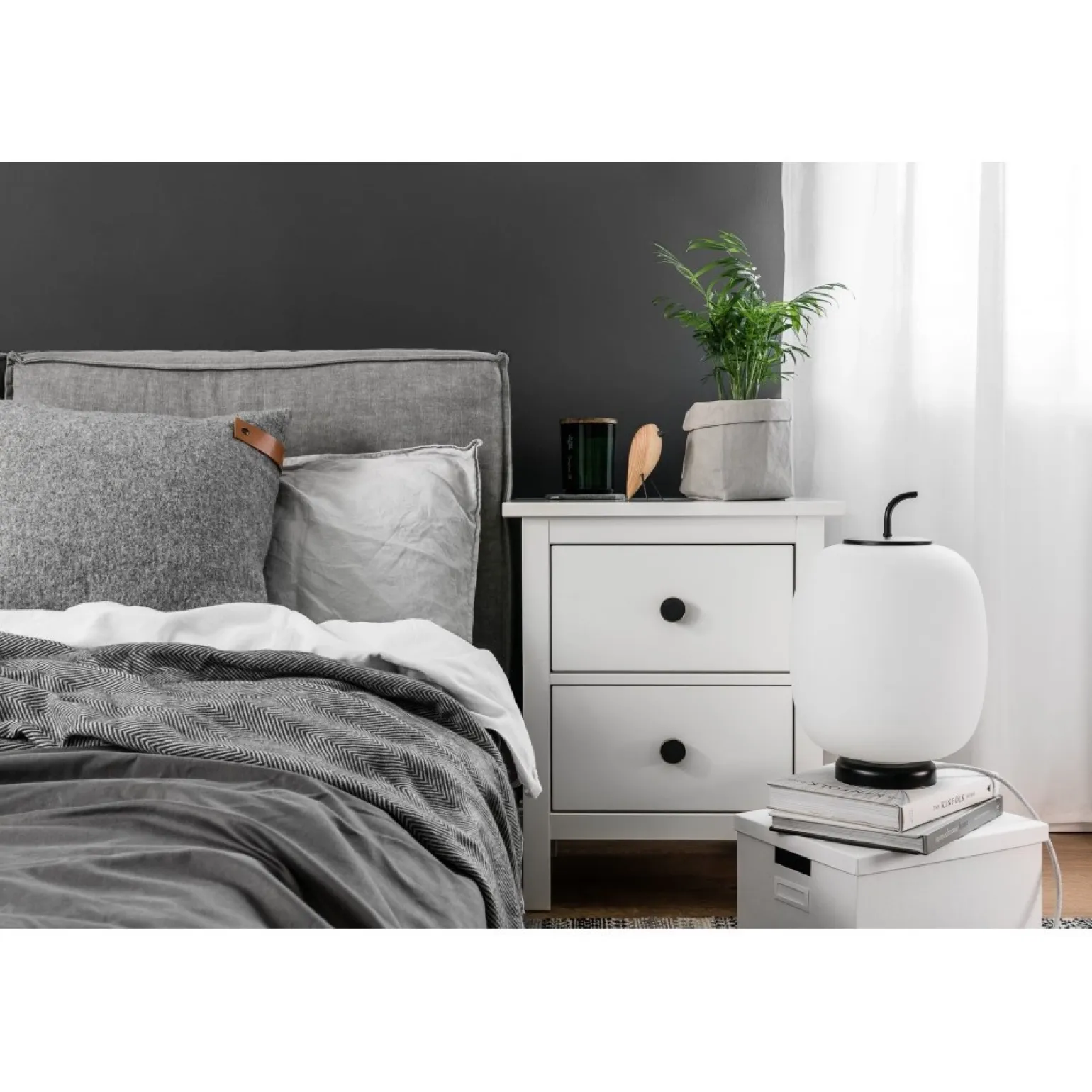 EPLI ST biała lampa stołowa (EPS111P1) - Ummo