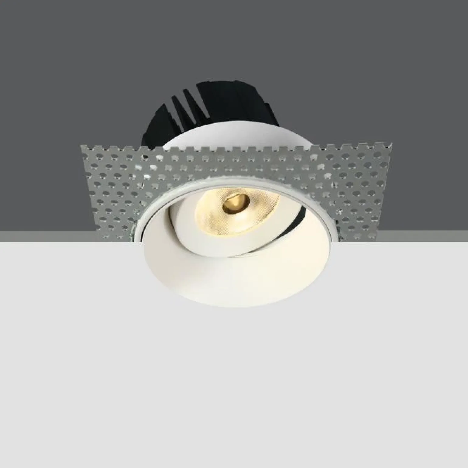 ILIUPOLI IP 54 zewnętrzny wpust regulowany biały (11107BT/W/W) - One Light