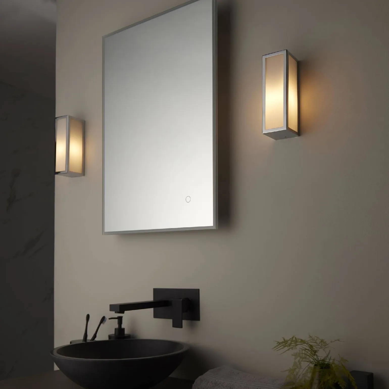 Kinkiet Newham (96219) Endon