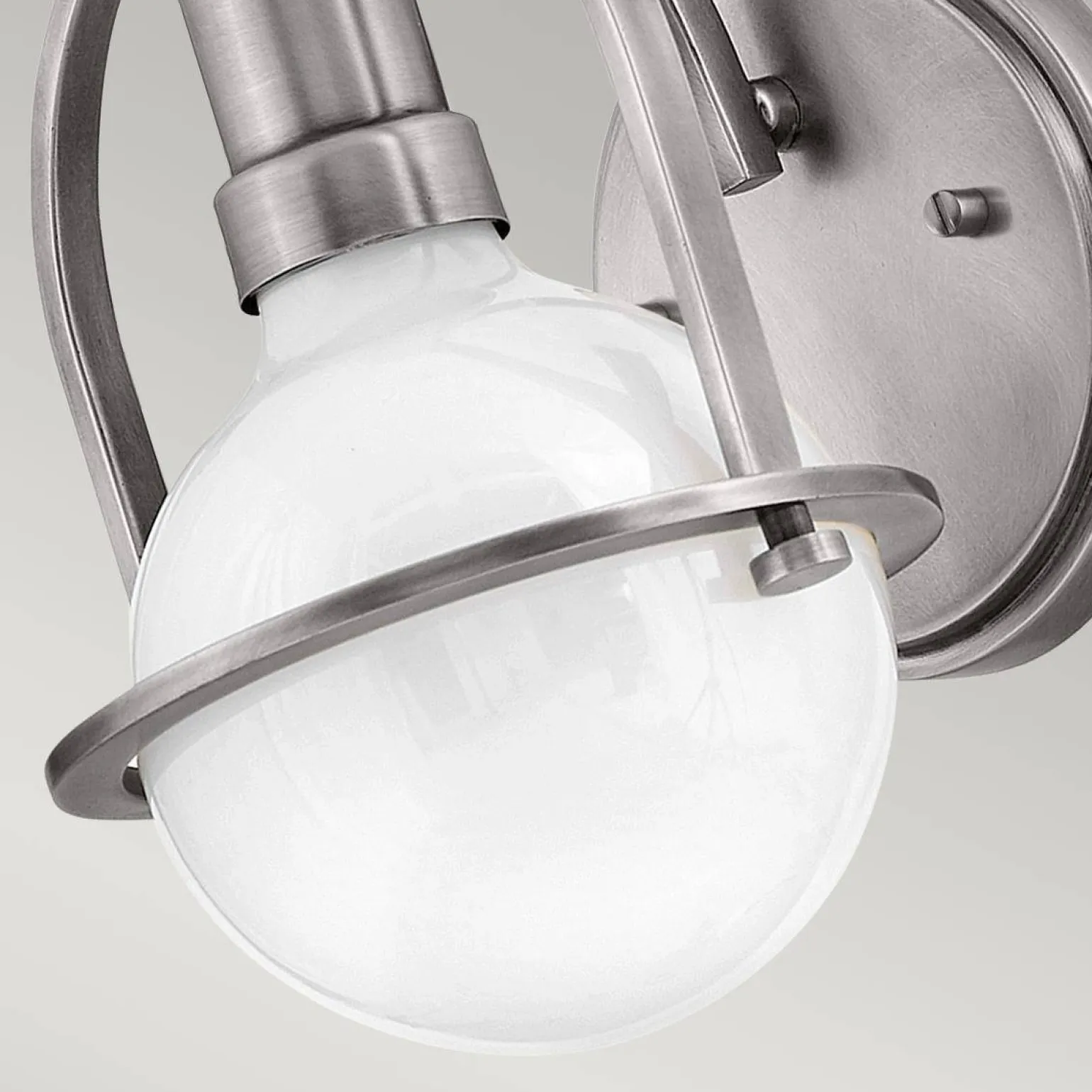 Kinkiet Somerset - 1 źródło światła - Opalowe szkło - Szczotkowany nikiel (QN-SOMERSET1-BN) - Quintiesse