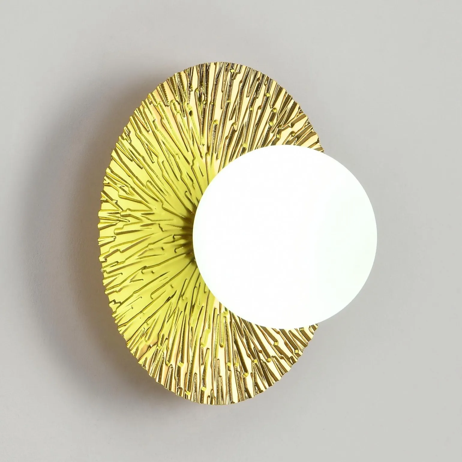 Lampa ścienna SUN S złota 20 cm (ST-FB230946-D20) - Step into Design