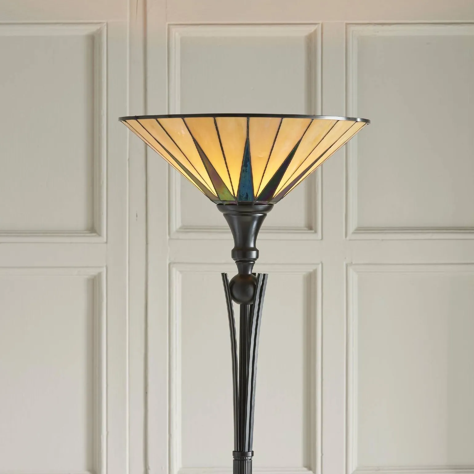 Lampa Podłogowa Dark star (64042) Tiffany