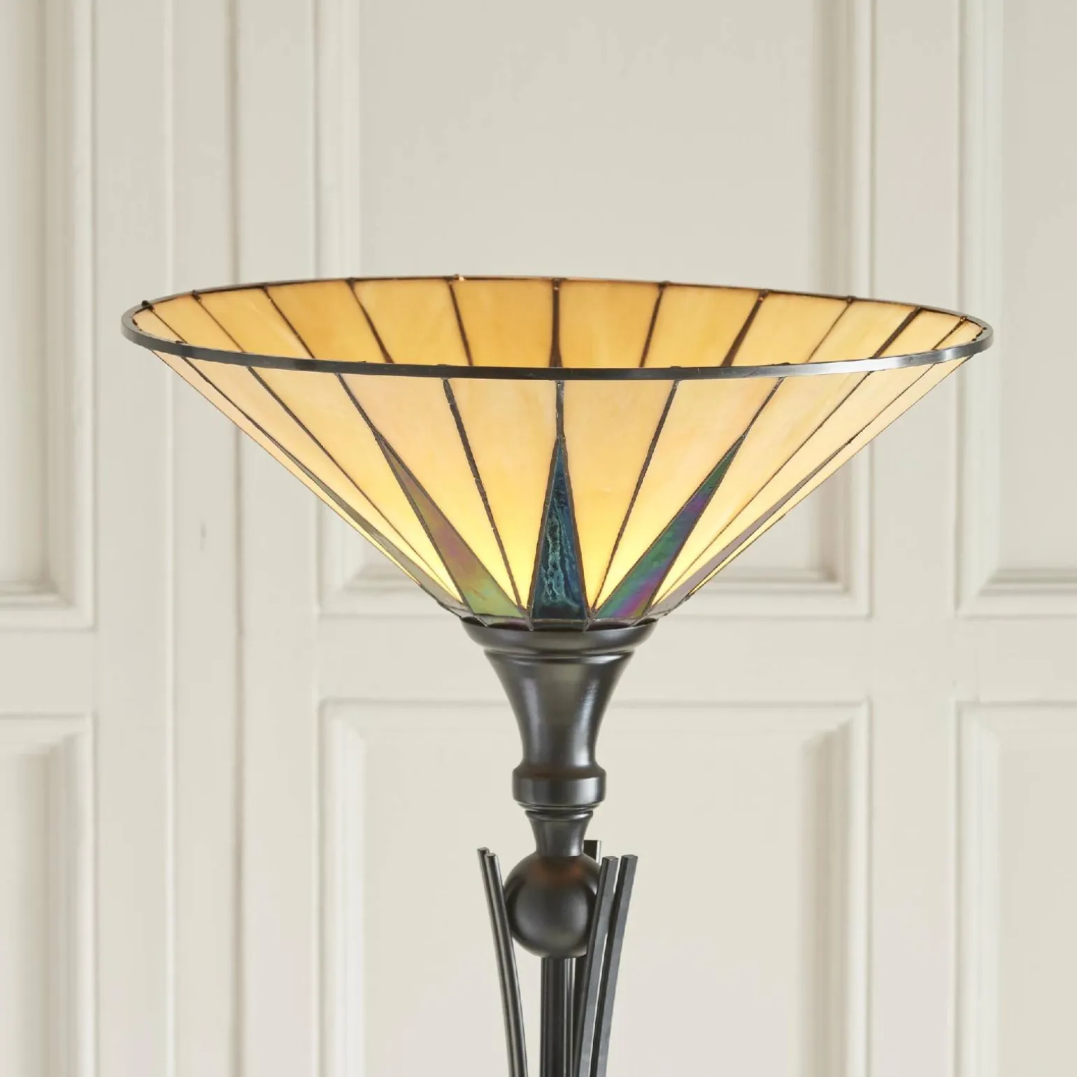 Lampa Podłogowa Dark star (64042) Tiffany