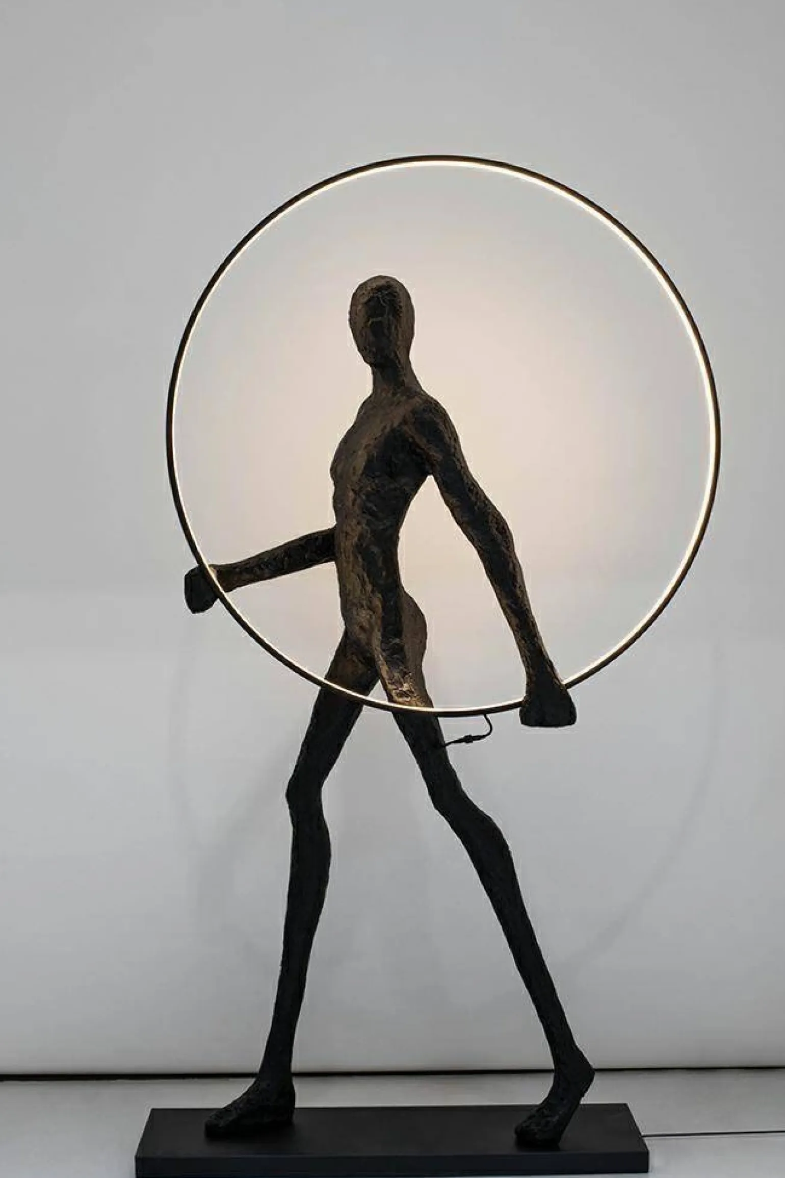 Lampa podłogowa HUMAN ROUND (XCF0211L) - King Home