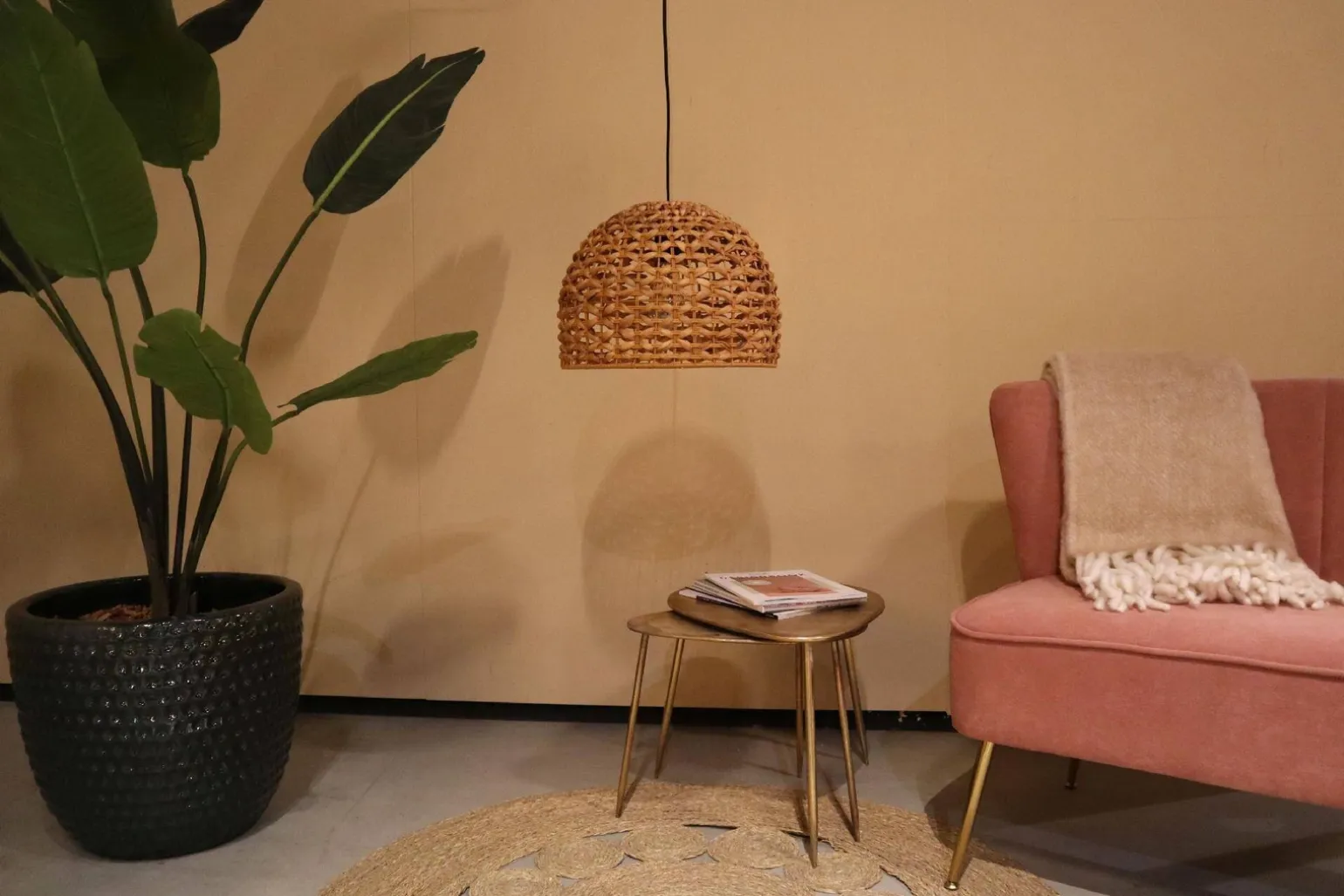 Lampa wisząca Boho ażurowa Hiacynt wodny 46x46x134cm (55874-017) - DIJK