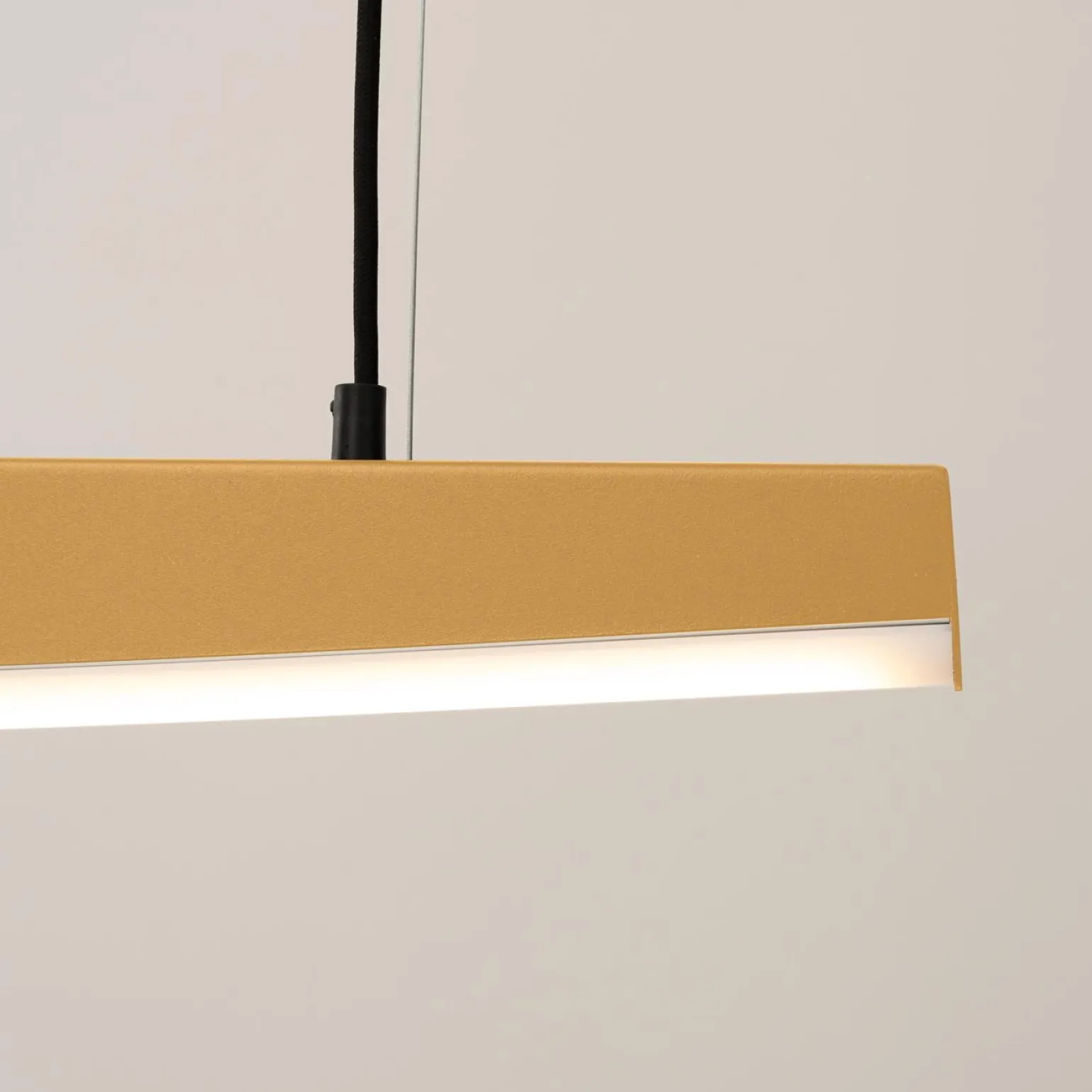 Lampa wisząca JORUN 150 złota LED 3000K (TH.476) - Thoro Lighting