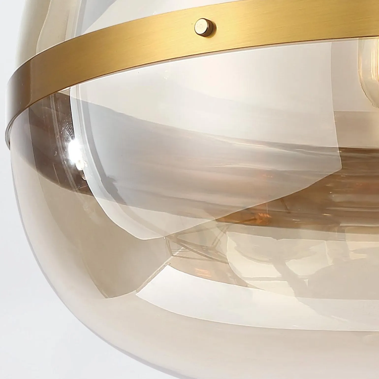 Lampa wisząca Nottingham - 3 źródła światła - Antyczny mosiądz (QN-NOTTINGHAM-3P-AB) - Quintiesse