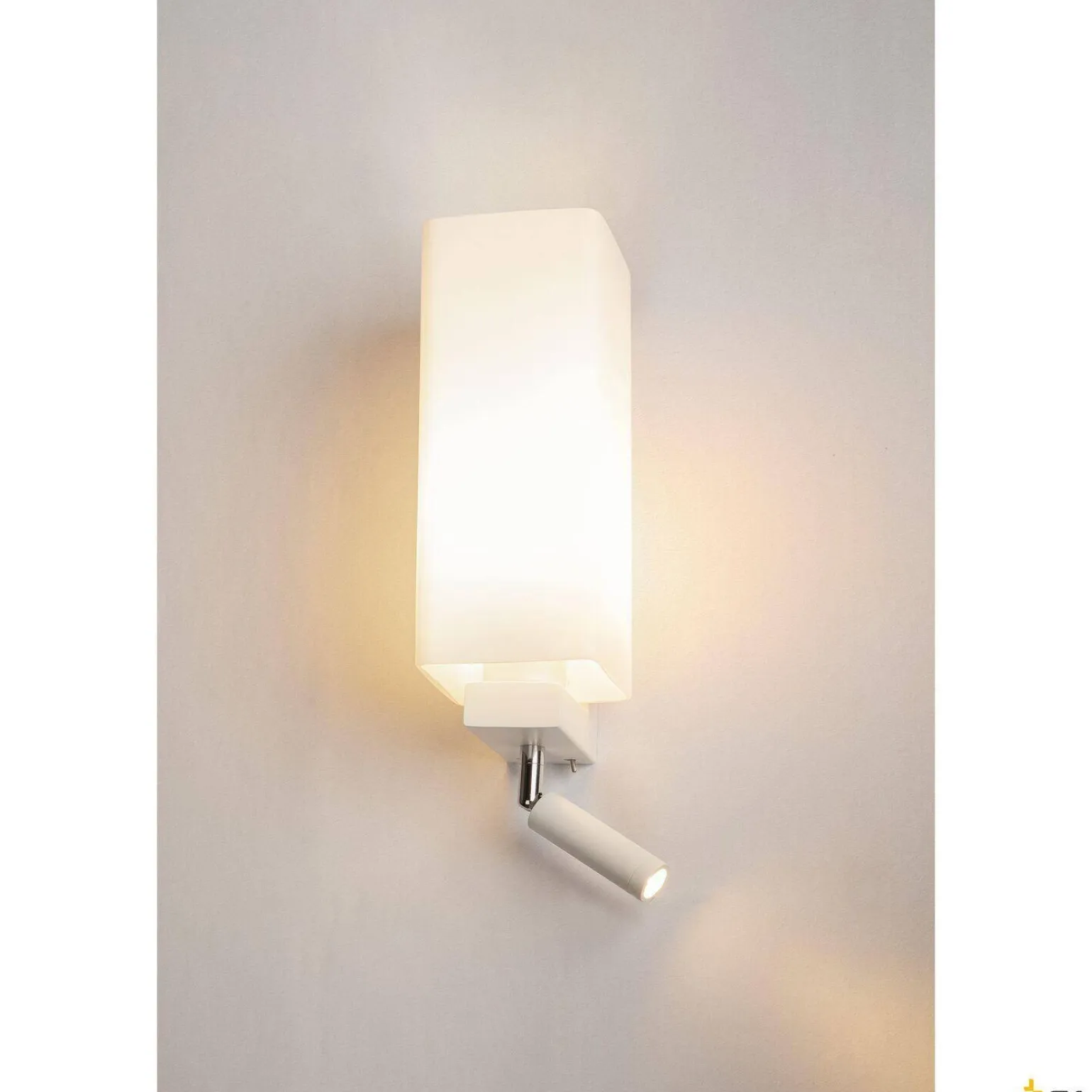 QUADRASS SPOT, lampa ścienna natynkowa LED indoor ze spotem LED i oprawą żarówki E27, kolor biały (1003429) - SLV