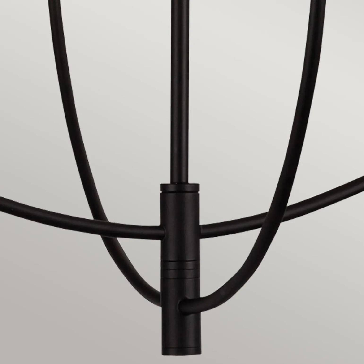 Żyrandol Sylvia - 4 źródła światła - Matowa czerń (ALM-SYLVIA4-BK-CL) - Elstead Lighting